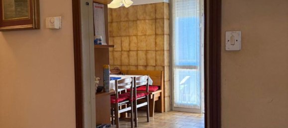 3-salle Appartement à Giussano, Italy No. 334578 31