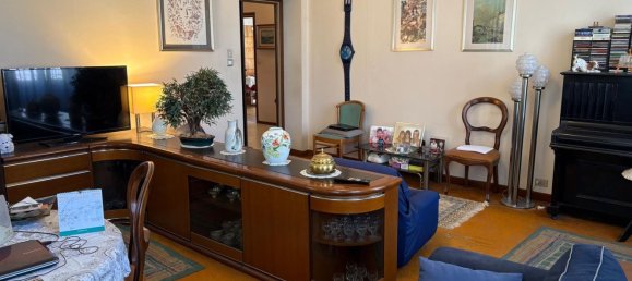 3-salle Appartement à Giussano, Italy No. 334578 11