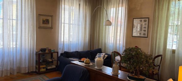 3-salle Appartement à Giussano, Italy No. 334578 14