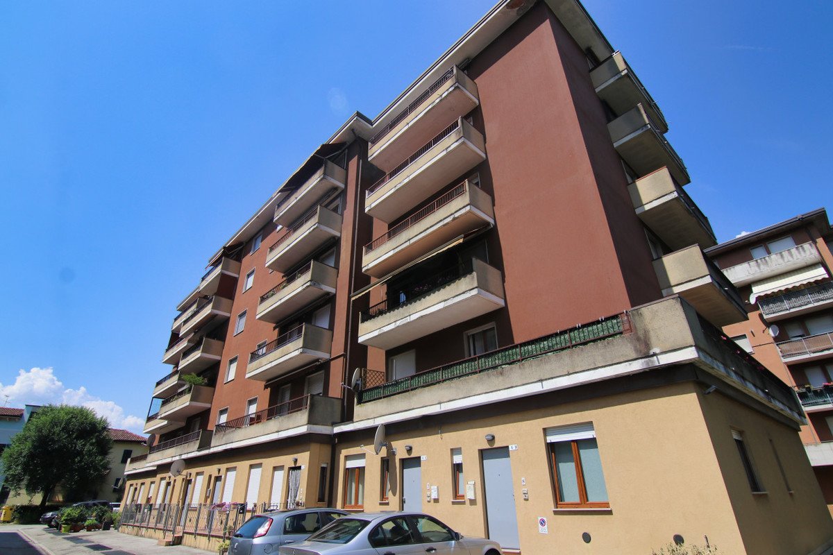 Apartamento de 2 dormitorios en Rovereto, Italy No. 281571