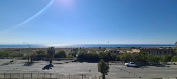 4 rooms Apartment in Falerna, Italy No. 35284 6