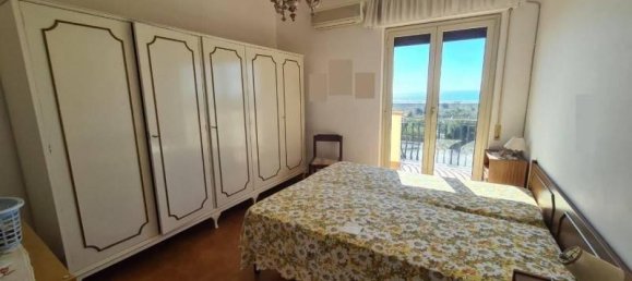 4 rooms Apartment in Falerna, Italy No. 35284 12