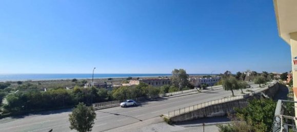 4 rooms Apartment in Falerna, Italy No. 35284 9