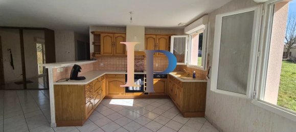 Casa T3 em La Clayette, France N.º 52848 2