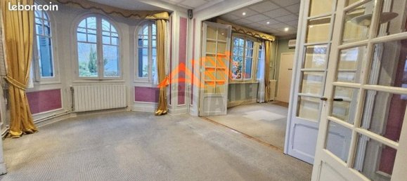 Дом с 7 спальнями в Люзарш, Франция № 359571 2