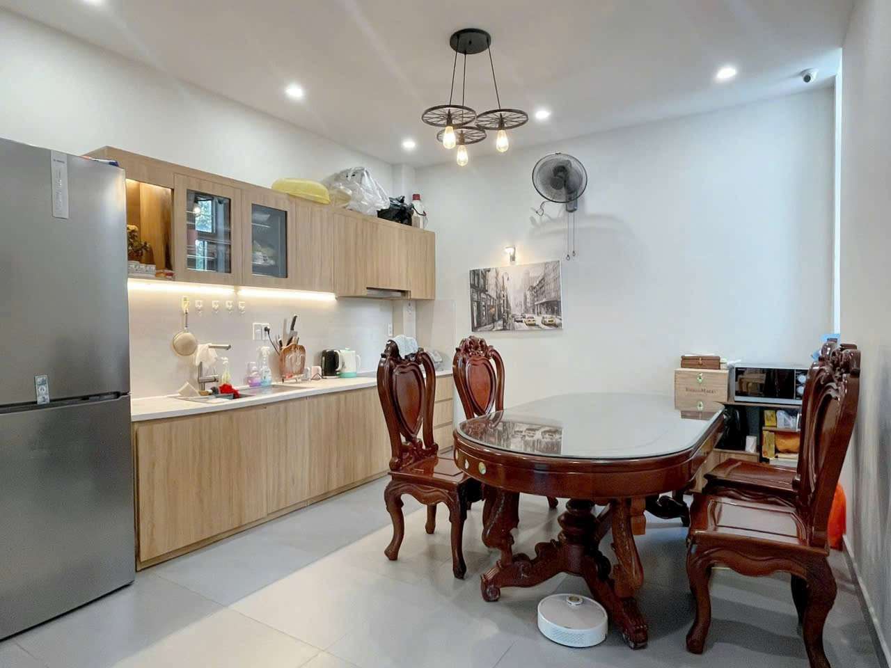 64m² Townhouse in District 7, Vietnam No. 9761