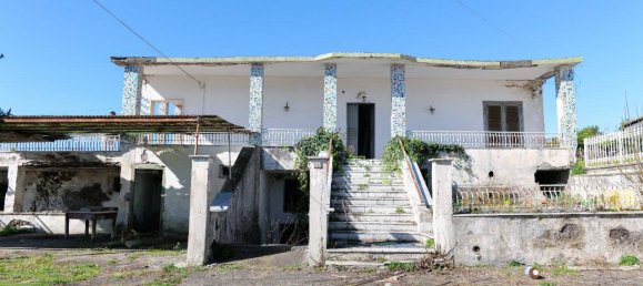 3 rooms Villa in Trecase, Italy No. 350273 2