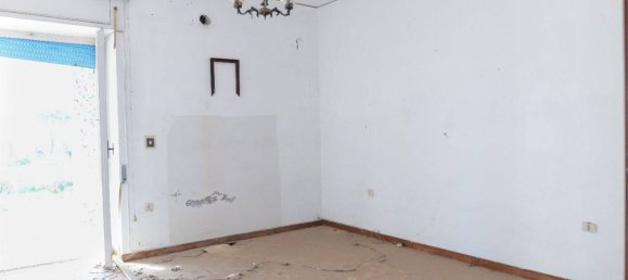 3 rooms Villa in Trecase, Italy No. 350273 7