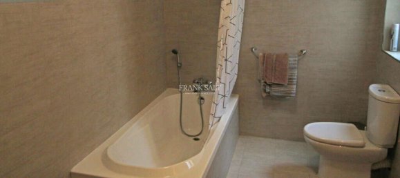 3 غرف نوم شقة في Sliema, Malta رقم 8254 8