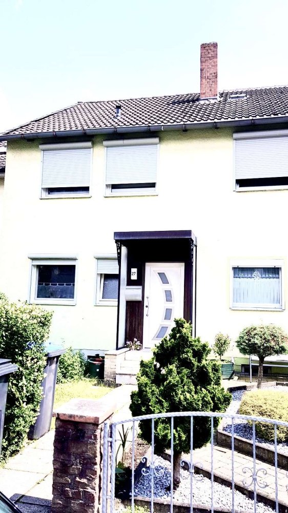 3 bedrooms Townhouse in Wolfsburg, Germany No. 249338