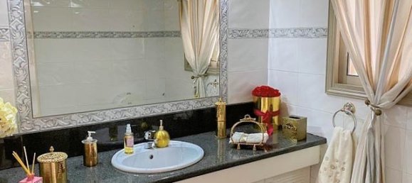 6 bedrooms Villa in Limassol, Cyprus No. 22530 13