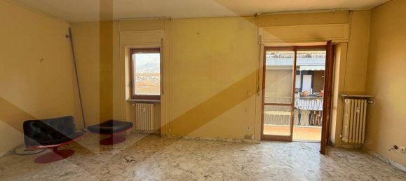 8-salle Duplex à Avezzano, Italy No. 31425 2