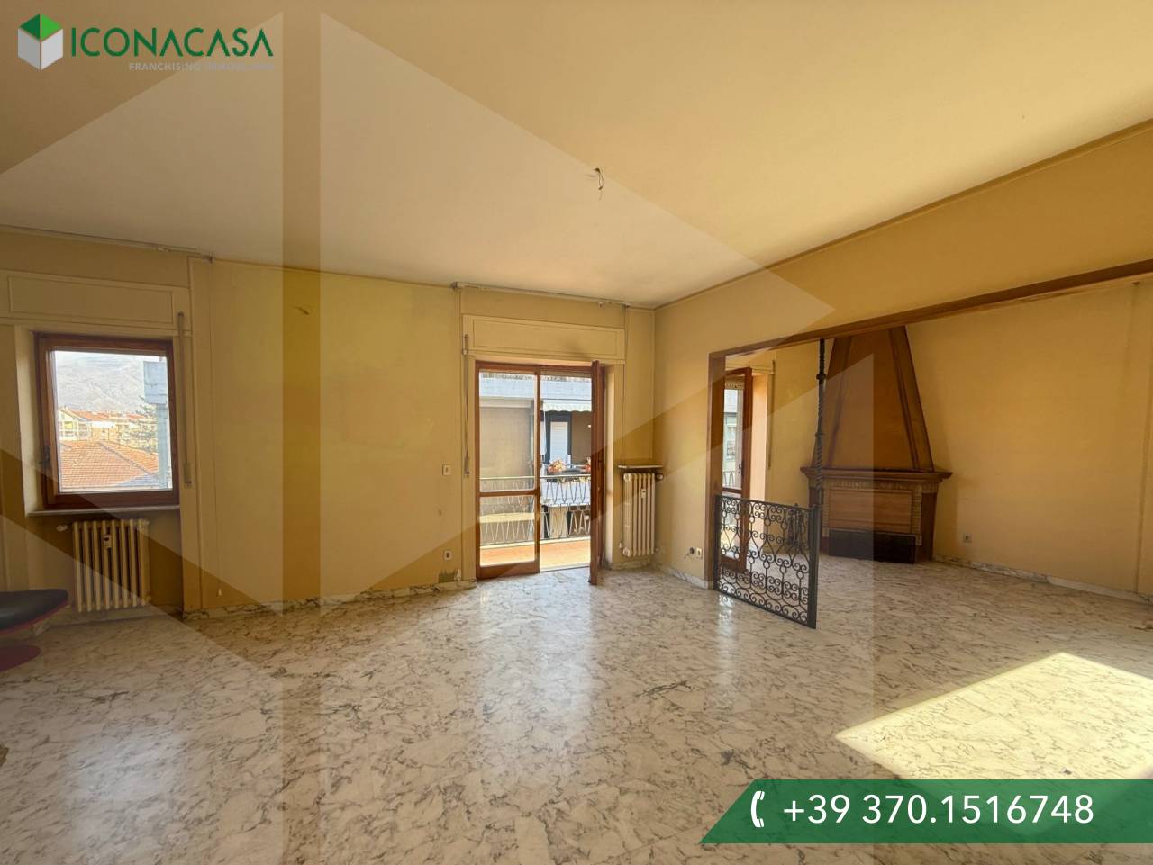 8-salle Duplex à Avezzano, Italy No. 31425