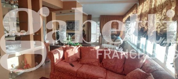 3 bedrooms Penthouse in Syracuse, Italy No. 242869 8