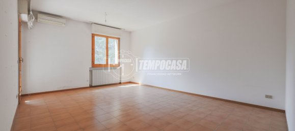 2 bedrooms Apartment in Imola, Italy No. 335338 10
