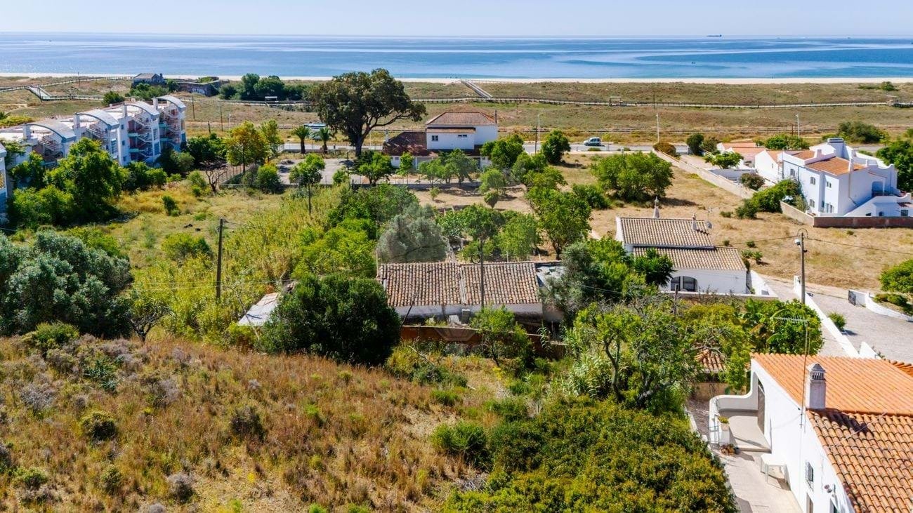 Земельный участок с 3 спальнями в Одиашере, Португалия № 213541