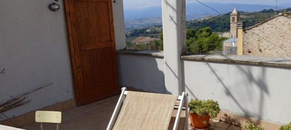 Casa de 4 divisões em Monsampolo del Tronto, Italy N.º 251122 7