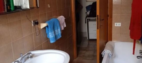 Casa de 4 divisões em Monsampolo del Tronto, Italy N.º 251122 15