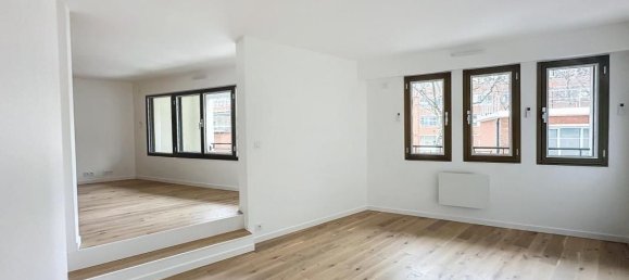 2 bedrooms Apartment in Paris, France No. 185508 9