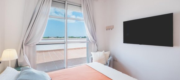 3 bedrooms Penthouse in Rota, Spain No. 140145 9