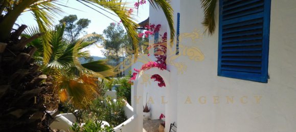 5 bedrooms Villa in San Antonio De Portmany, Spain No. 901 21