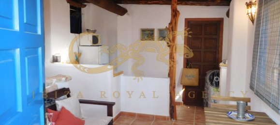 5 bedrooms Villa in San Antonio De Portmany, Spain No. 901 15