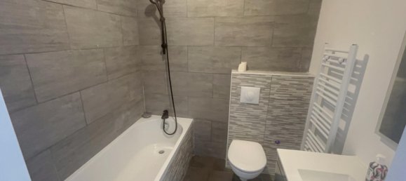 Casa de 4 dormitorios en Beaugency, France No. 275921 7