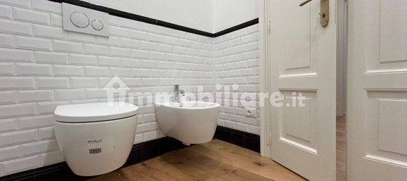 4 bedrooms Apartment in Piacenza, Italy No. 109187 2