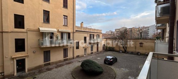4 bedrooms Apartment in Piacenza, Italy No. 109187 15