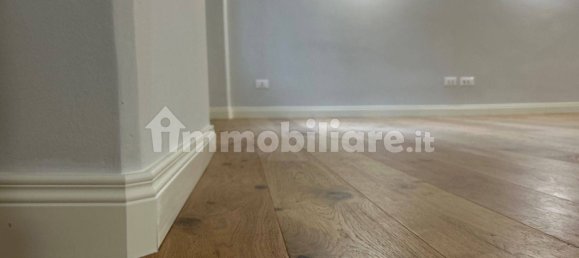 4 bedrooms Apartment in Piacenza, Italy No. 109187 19