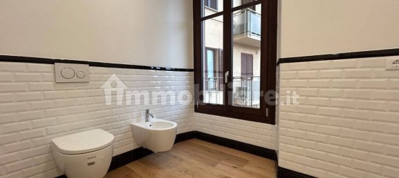 4 bedrooms Apartment in Piacenza, Italy No. 109187 9