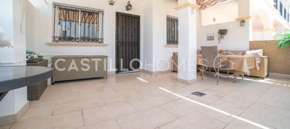 2 bedrooms House in Alicante, Spain No. 185576 3