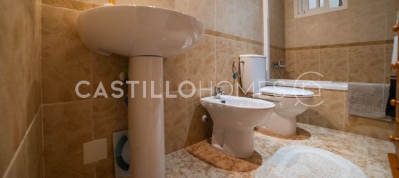 2 bedrooms House in Alicante, Spain No. 185576 20