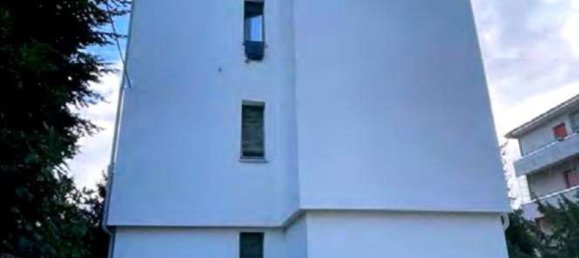 4 rooms Apartment in Como, Italy No. 6206 4