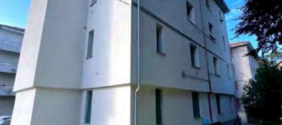 4 rooms Apartment in Como, Italy No. 6206 3