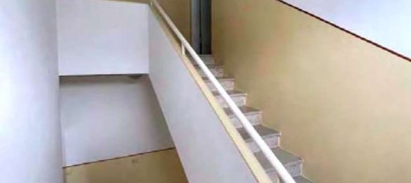 4 rooms Apartment in Como, Italy No. 6206 10