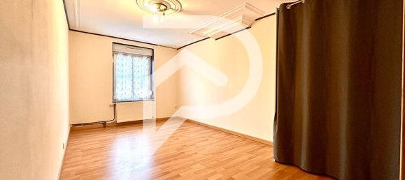 4 Schlafzimmer Haus in Moyen, France, Nr. 244915 3