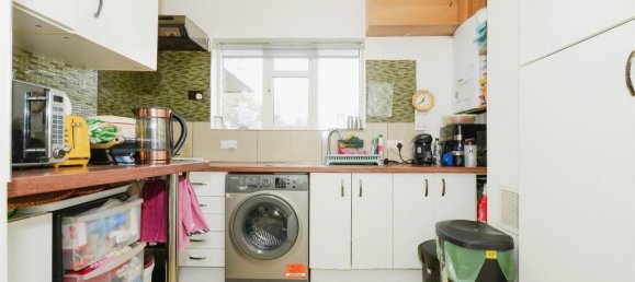 2 bedrooms Apartment in London, United Kingdom No. 6373 9