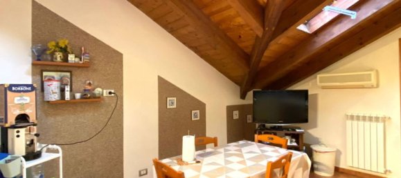 Duplex de 5 divisões em Giugliano in Campania, Italy N.º 209340 2