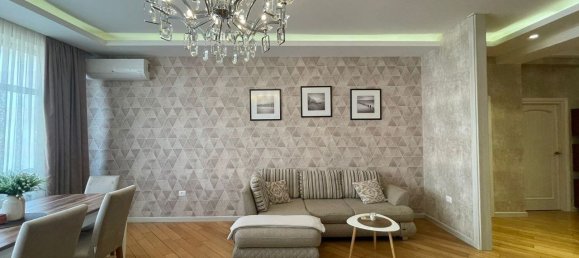 Apartamento de 3 dormitorios en Khatay, Azerbaijan No. 1724 3