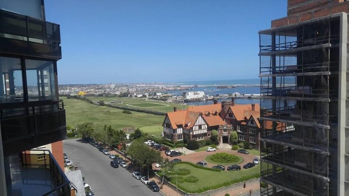 Квартира с 3 спальнями в Мар-дель-Плата, Аргентина № 86443