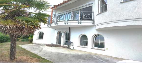 Edifício de 12 divisões em Karlsruhe, Germany N.º 43782 48