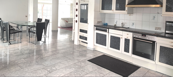 Edifício de 12 divisões em Karlsruhe, Germany N.º 43782 8