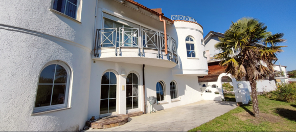 Edifício de 12 divisões em Karlsruhe, Germany N.º 43782 66