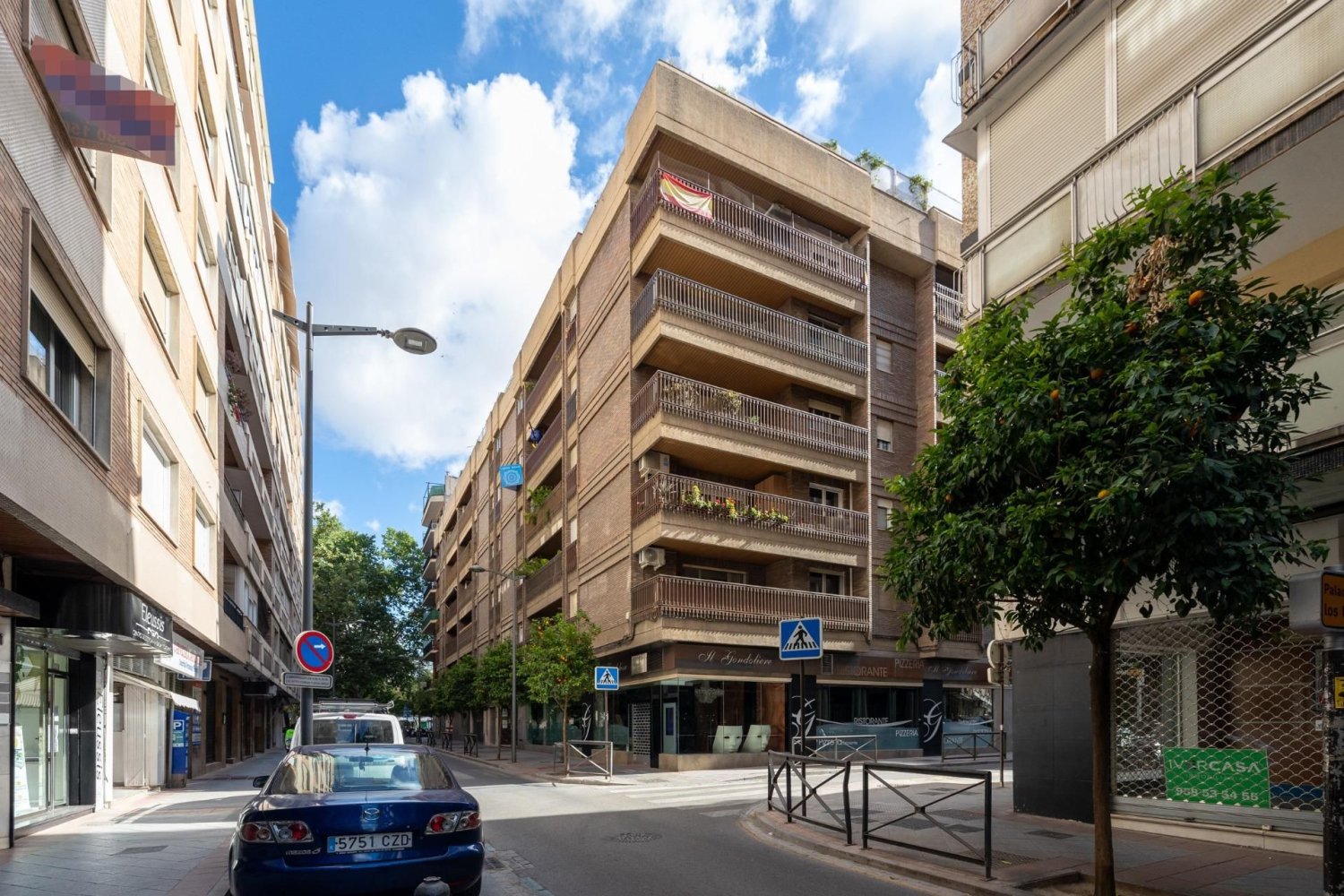 Dúplex de 4 dormitorios en Granada, Spain No. 20019