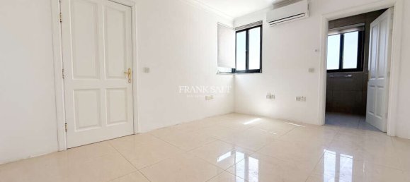 Ático de 3 dormitorios en Sliema, Malta No. 3031 7