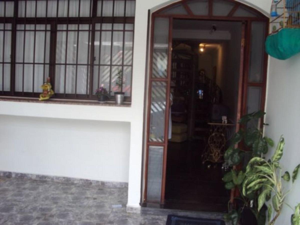 Casa de 3 dormitorios en Sao Paulo, Brazil No. 452219