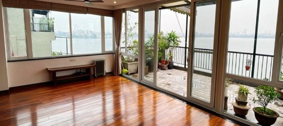 5 Schlafzimmer Villa in Tay Ho, Vietnam, Nr. 1533 6