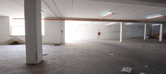 131m² Commercial property in Sassari, Italy No. 119773 8