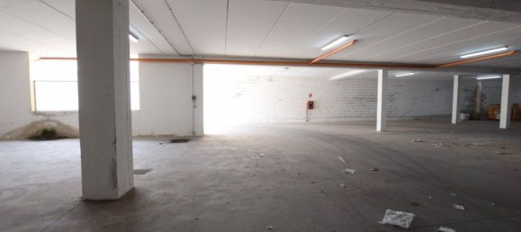 131m² Commercial property in Sassari, Italy No. 119773 5